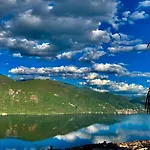 Diomira Oda ve Kahvaltı
